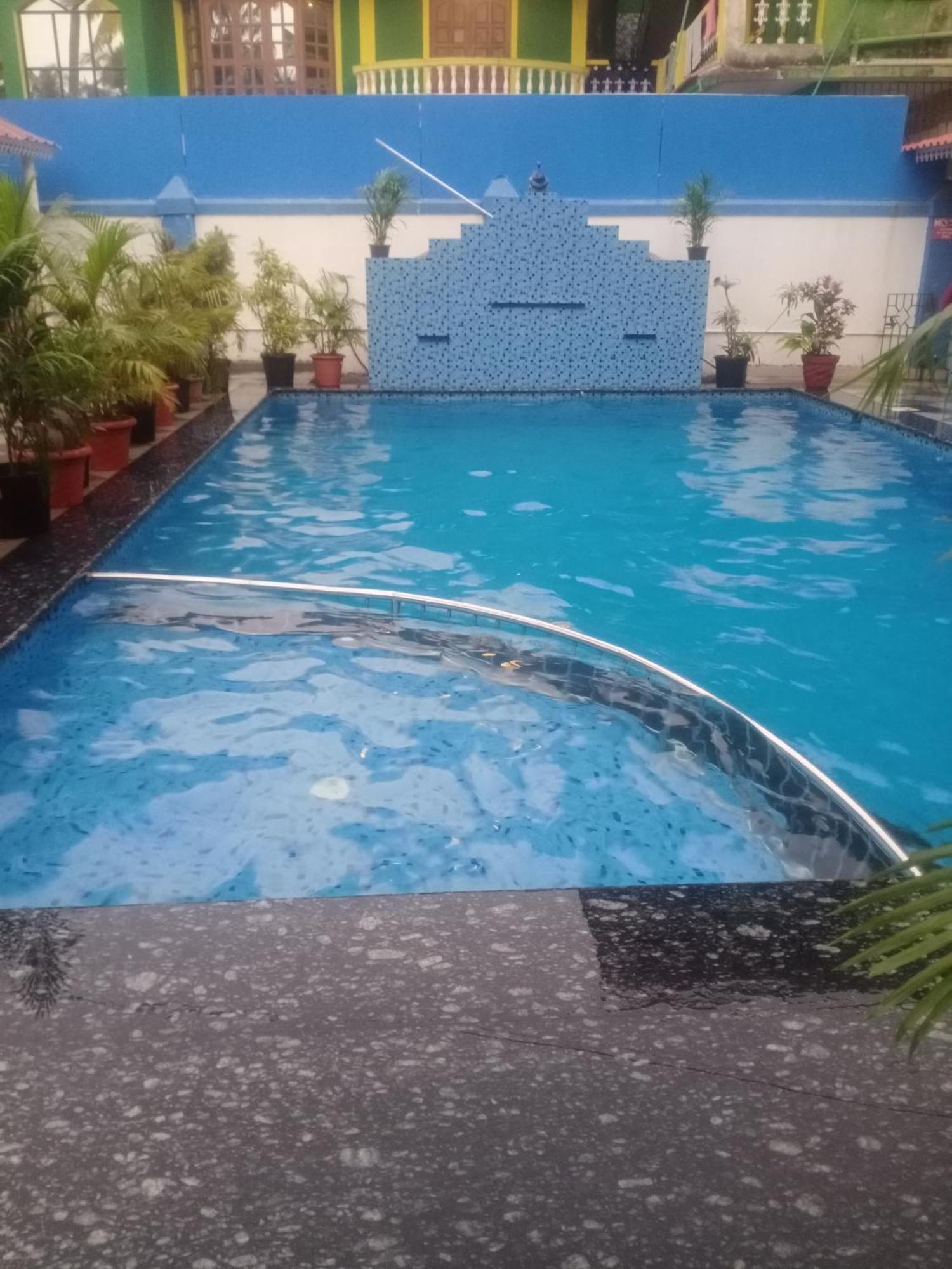 Blue Rays Daire Calangute Dış mekan fotoğraf